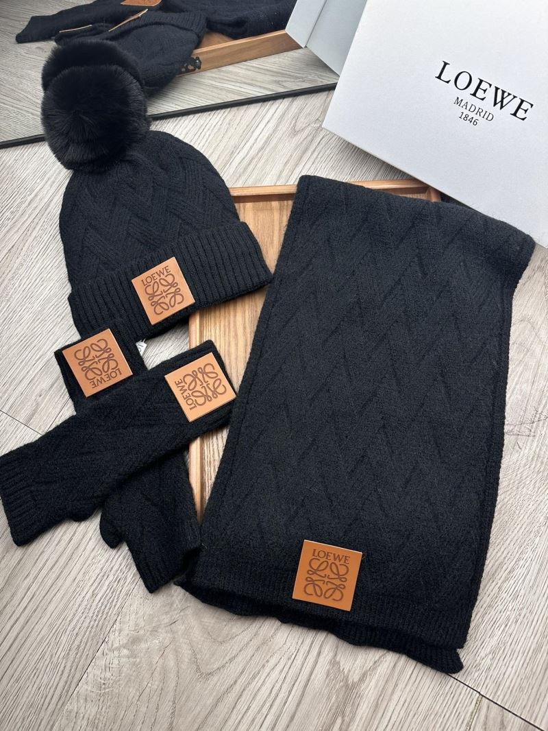 Loewe Caps Scarfs